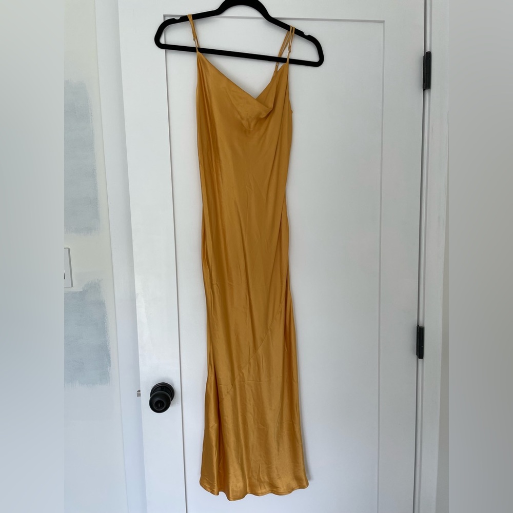 NWT Park and fifth Kingston Dress XS in Canary Satin